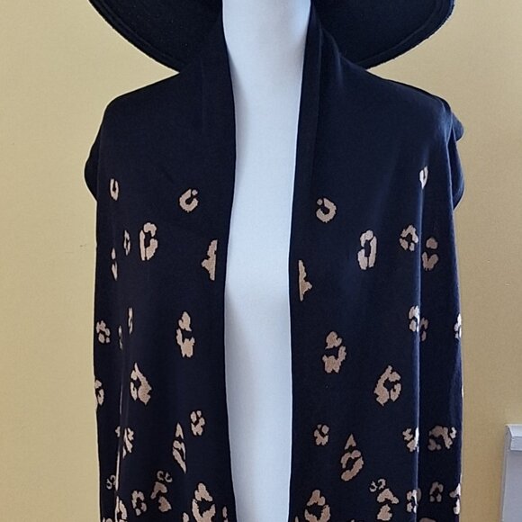 New Directions' leopard print cardigan - Picture 4 of 7